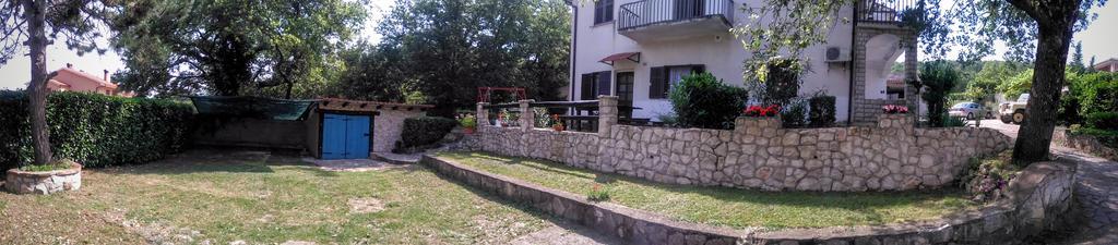 Apartments Kalac ลาบิน ภายนอก รูปภาพ